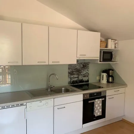 Martina Und Herbert Scherer *